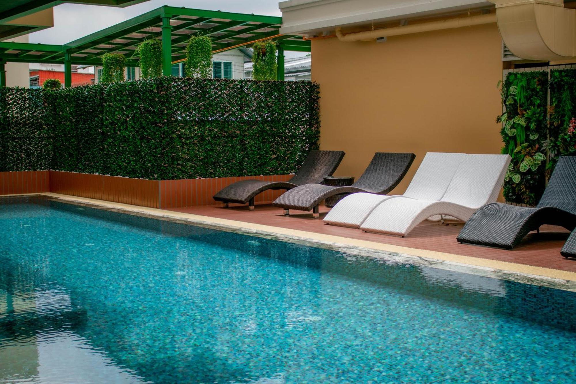 Siri Ratchadamnoen Bangkok Hotel ภายนอก รูปภาพ