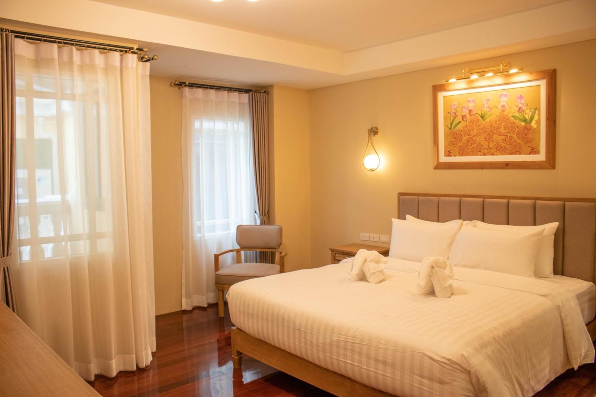 Siri Ratchadamnoen Bangkok Hotel ภายนอก รูปภาพ
