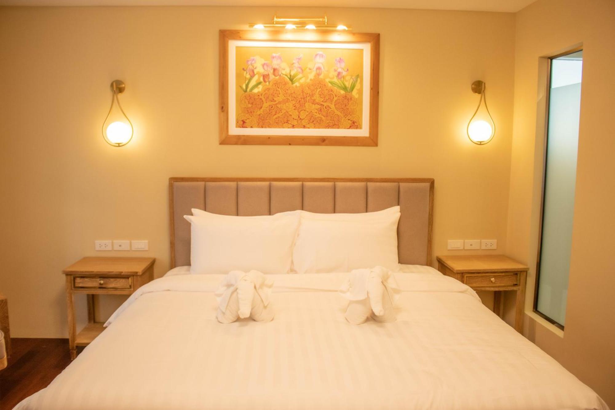 Siri Ratchadamnoen Bangkok Hotel ภายนอก รูปภาพ